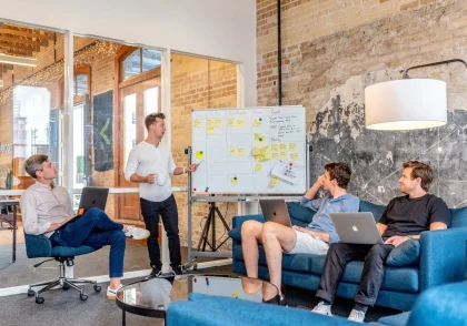 همه به کوچ نیاز دارند